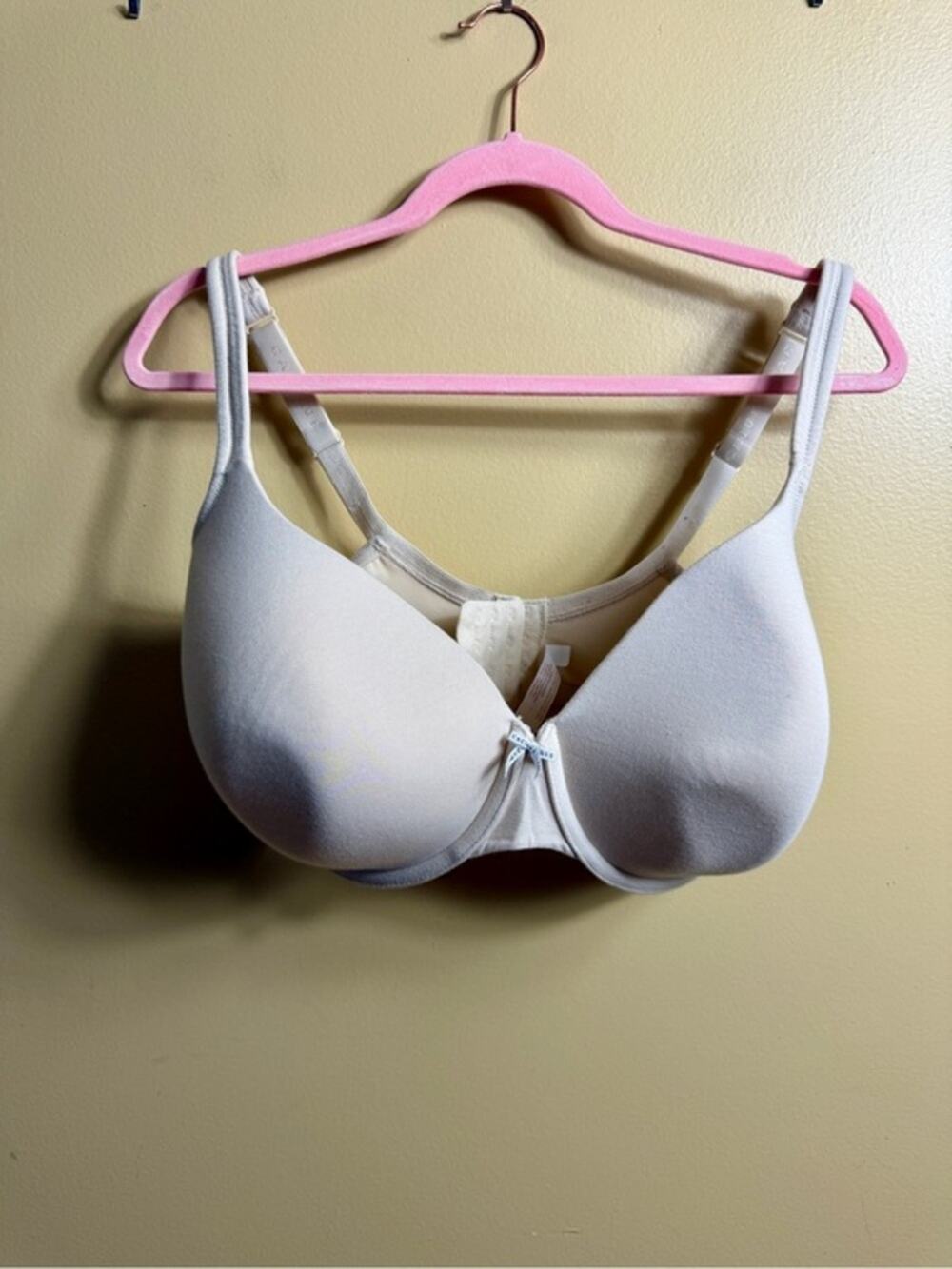 Cacique lightly lined tan T-shirt bra. 38H